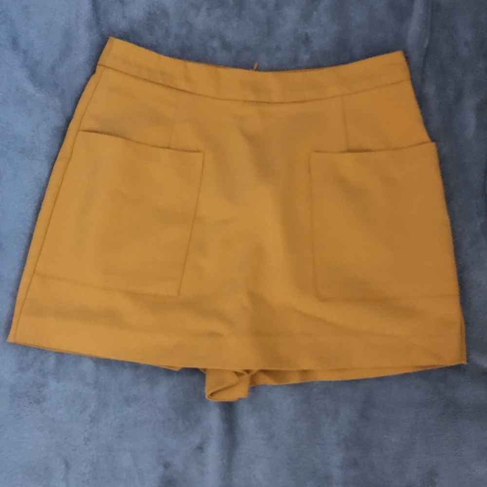 Mustard yellow skort